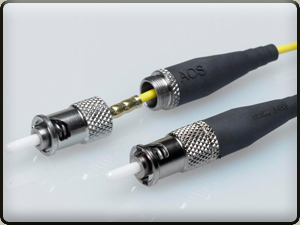 M83522 Connector Close Up